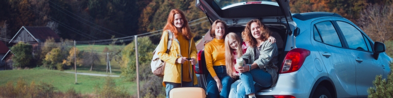 Plusieurs personnes qui font du covoiturage