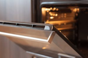 Comment savoir combien consomme un four ?