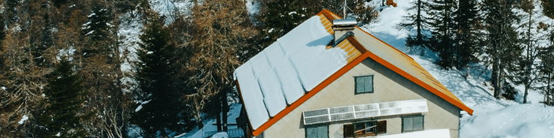 Comment un panneau photovoltaïque produit-il en plein hiver
