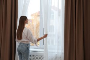 Fenêtres bois ou PVC - quelle solution isole le mieux votre logement