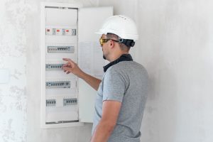 Les normes électriques à respecter dans votre logement